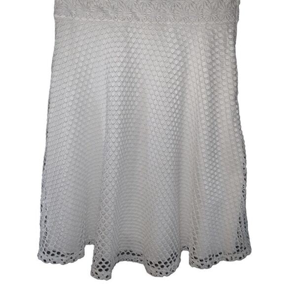 MAURICES white daisy sleeveless fit & flare dress medium - Picture 2 of 7